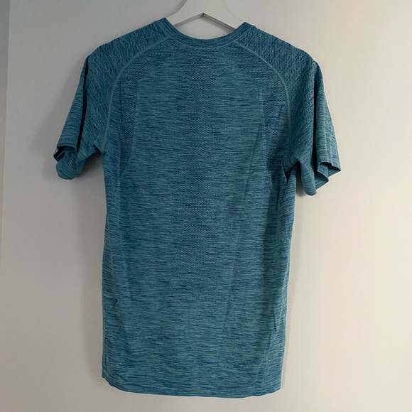 Lululemon Metal Vent Tech Short-Sleeve Shirt (blue, S) - Picture 2 of 2